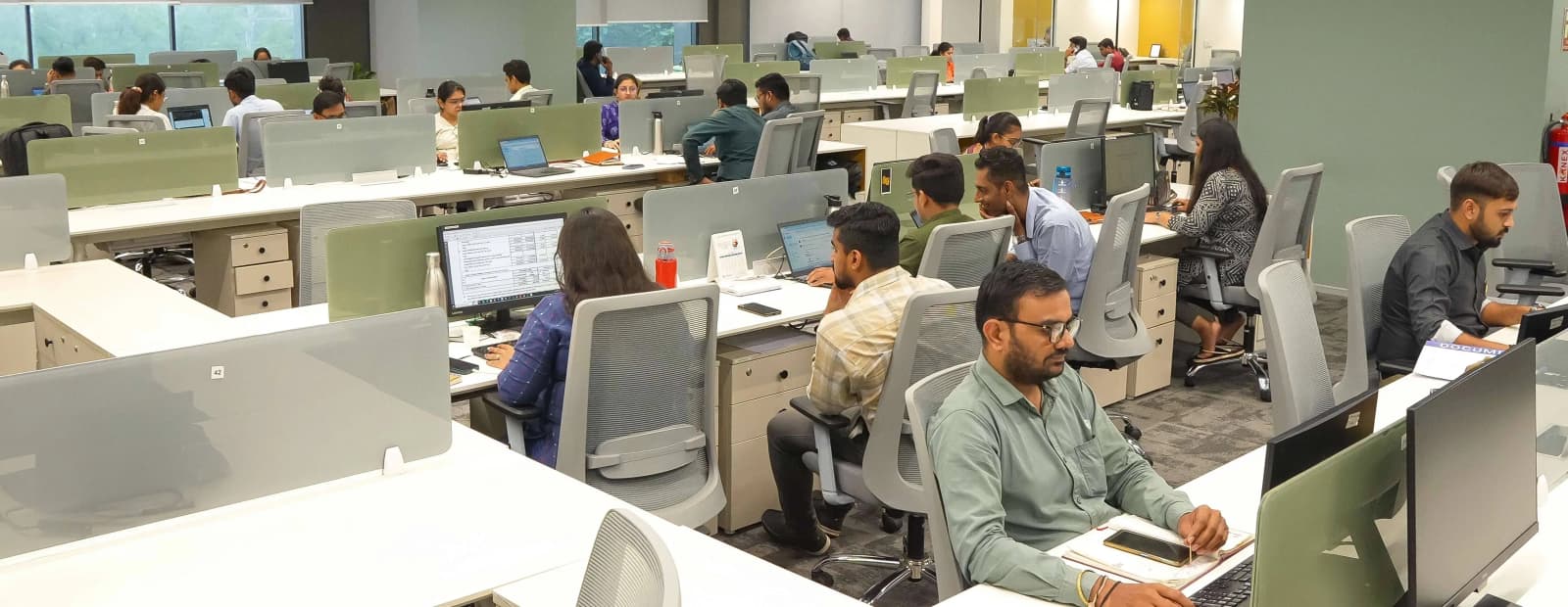Career at Ratnaafin