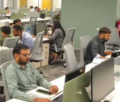 Career at Ratnaafin